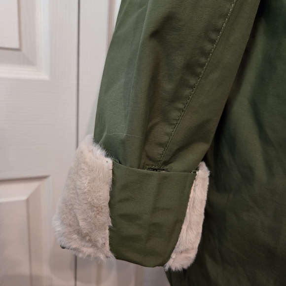 Boden Parka - Picture 8 of 14